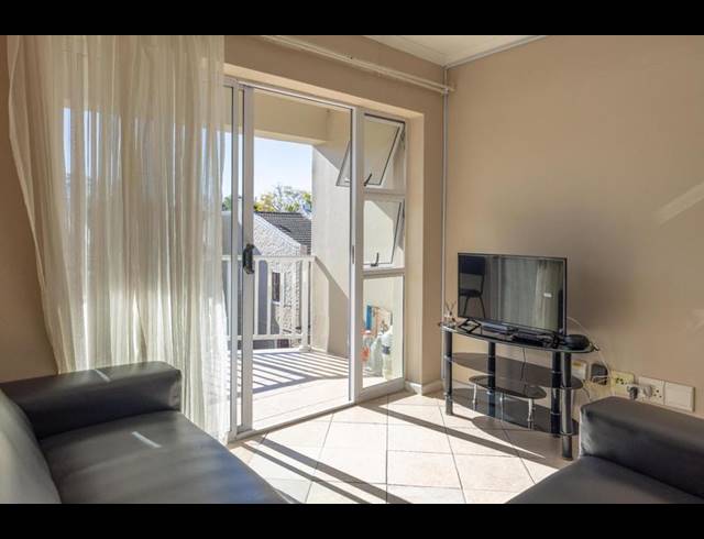 2 BEDROOM PROPERTY TO RENT IN CENTRAL